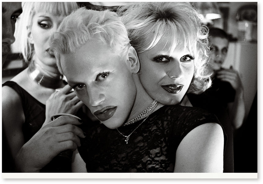 WOW<br>Mario Testino