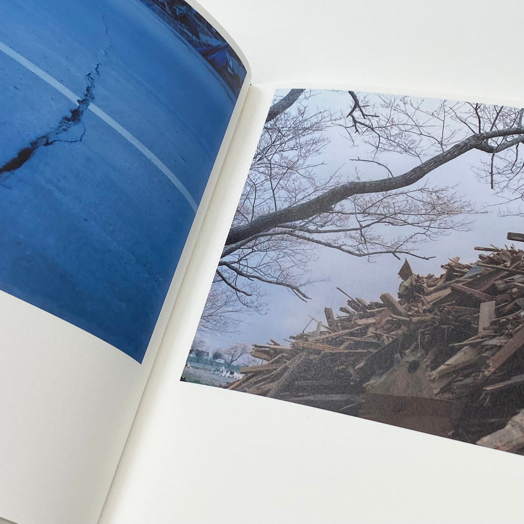 LIGHT and SHADOW Rinko Kawauchi (川内倫子) – SUPER LABO