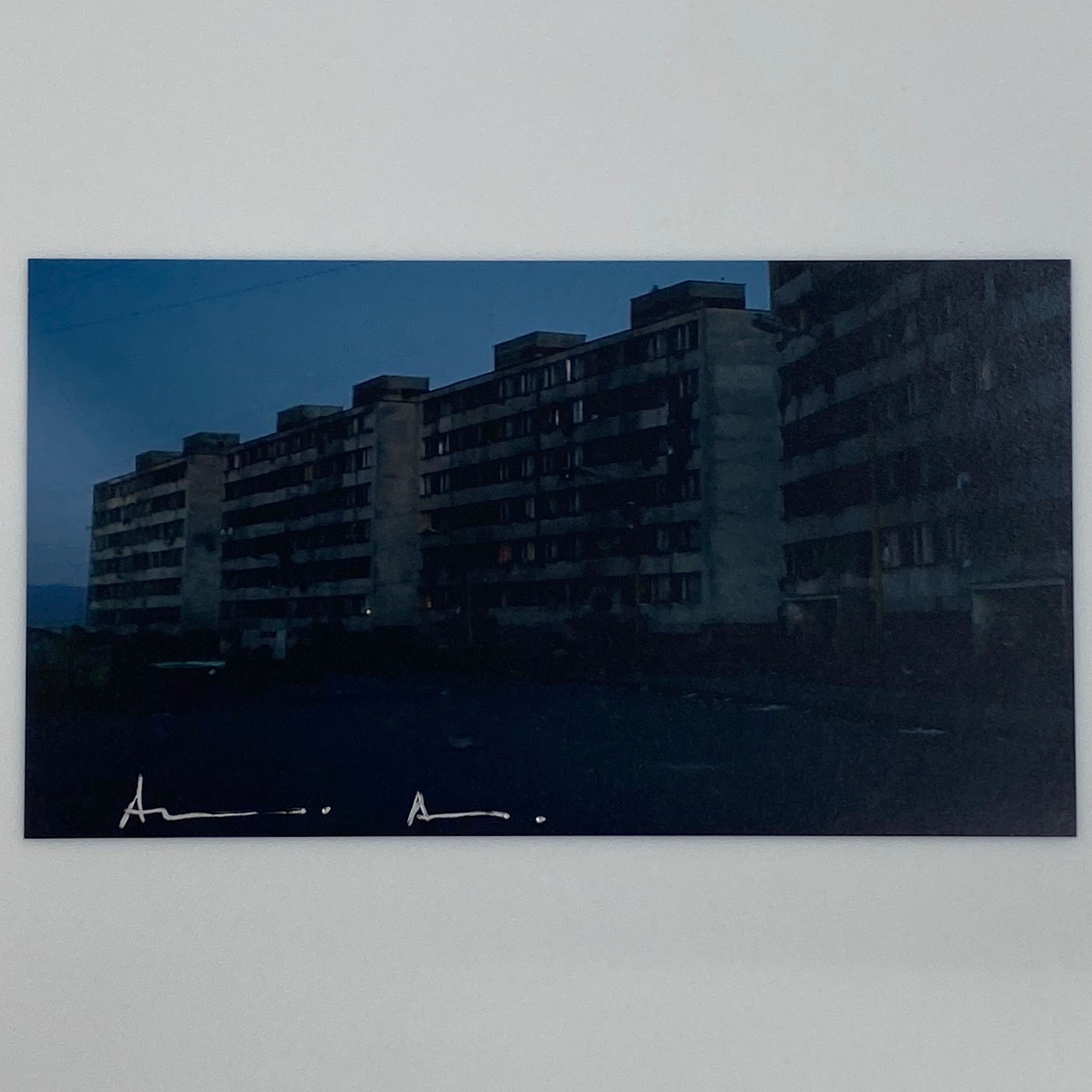 アート・デザイン・音楽 SITUATIONS: Antoine d'Agata Situations Antoine d'Agata アントワン・ダガタ - メルカリ